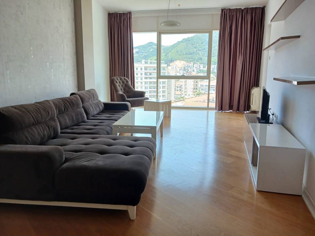 Budva, Merkez, 1+1 daire 65m²